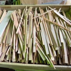 ソロキャン用薪！！詰め放題です！！の画像