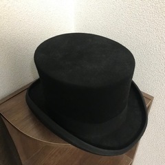 シルクハット 黒の画像