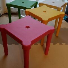 IKEA UTTER ウッテル 子供イス 4脚セット