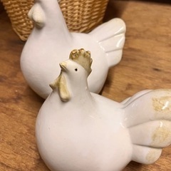 鳥の置物の画像