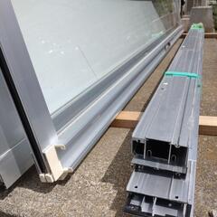 サッシ扉、開き戸、ガラス扉、、窓の画像