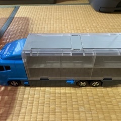 トミカ　キャリアカー(大)の画像