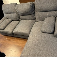 決まりました‼️家具 ソファ4人掛けソファ 値引き、近隣配送対応しますの画像