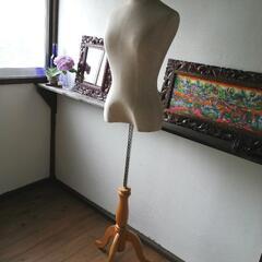 トルソー・マネキン／女性用【格安でお譲りします】の画像