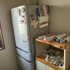 【無料】大型冷蔵庫あげます　家具 収納家具 本棚