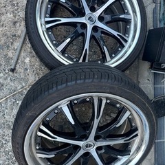 車のパーツ タイヤ、ホイール