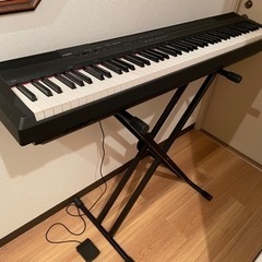 【値下げ中】ヤマハ 電子ピアノ　P-105B  椅子セット