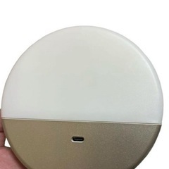 コンパクトアロマディフューザー 加湿器 70ml ライト付きの画像