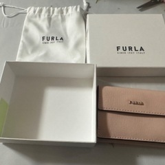 FURLAの財布