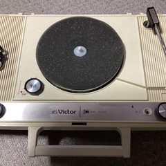 レトロ　ビクター　ポータブルレコードプレーヤー　PE-8400Sの画像