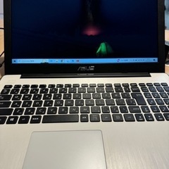 
asus pc 外装綺麗 