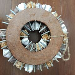 花のリースの画像