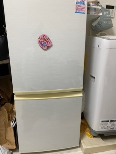 【美品】SHARP 137L 冷蔵庫 - 引っ越しのため不要に！お得に販売中