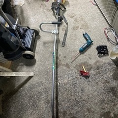 草刈機　草刈り機　刈払機　
刈払い機
