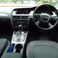 車検・自動車税全てコミコミ！！　平成２３年式　アウディＡ４アバント　車検満タン☆彡の画像