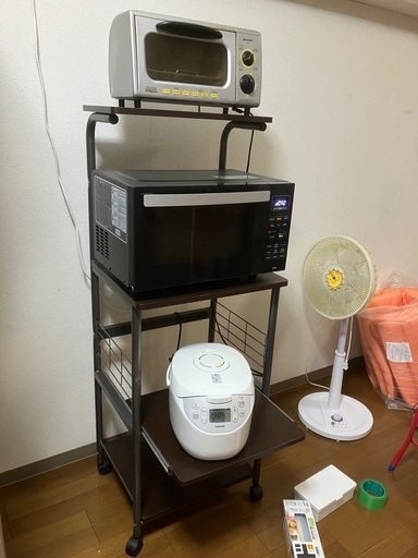 炊飯器、電子レンジ、トースター、収納ラック4点セット