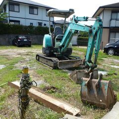 福岡、駐車場工事、格安工事、工事屋コウチャン。再生路盤材、防草仕...