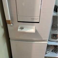 シャープ冷蔵庫2020年制の画像