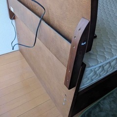 美品　高級木工メーカーのシングルベッドの画像
