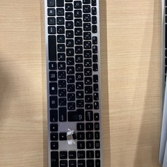 パソコン 周辺機器 ワイヤレスキーボード4つセットの画像
