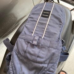抱っこ紐　ベビー用品　赤ちゃん
