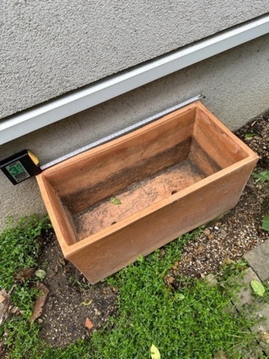 テラコッタ　植木鉢　
イタリア製