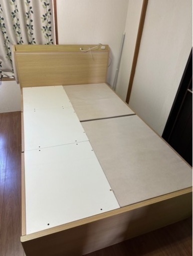 セミダブルベッド　ニトリ