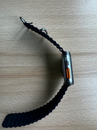【美品】apple Watch Ultra（GPS + Cellularモデル）