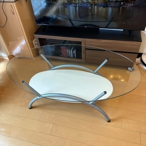 テーブル\n