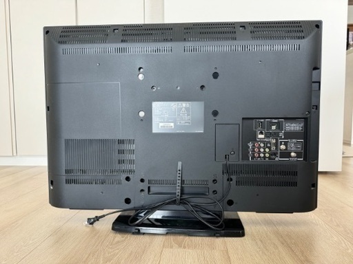 TOSHIBA テレビ　32型