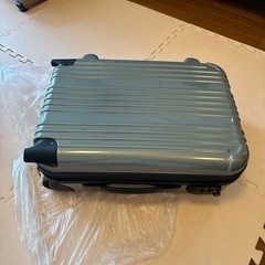 機内持ち込み可能スーツケースの画像