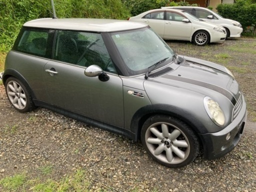 BMW Mini Cooper S R53 6MT 2005年式　走行距離7.9万キロでも良好です！