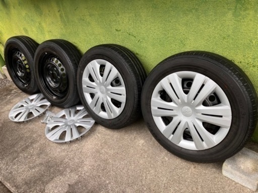 車のパーツ タイヤ、ホイール