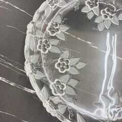 【レガストック川崎本店】ドイツ製 ワルターグラス社 カルメン 大皿 花柄硝子の画像
