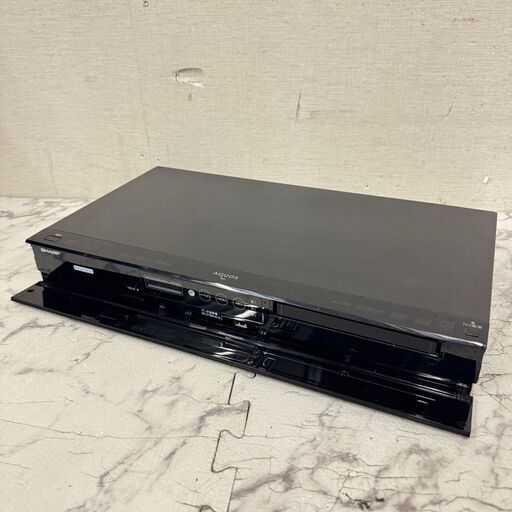 18325  SHARP ブルーレイディスクレコーダー   ◆大阪市内・東大阪市他 6,000円以上ご購入で無料配達いたします！◆ ※京都・高槻・枚方方面◆神戸・西宮・尼崎方面◆生駒方面、大阪南部方面　それぞれ条件付き無料配送あり！