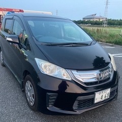 お得な車検付き　フリードハイブリッド
