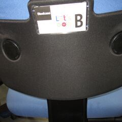 R408 Steelcase Let’s B レッツビーオフィスチェア 肘なし 正規品 疲れにくい Usedの画像