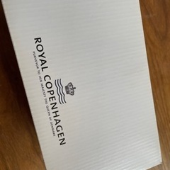 ロイヤルコペンハーゲン　未使用ペアマグカップの画像