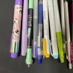 セット販売　文房具　ペン　シャーペンなどの画像