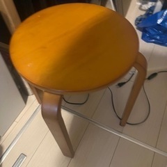 スツール