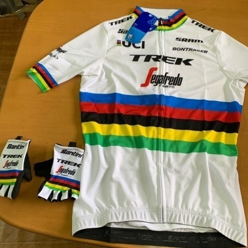 未使用　
トレック　サイクルジャージ　sサイズ　手袋セット