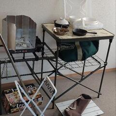 キャンプ コールマン Coleman キッチンテーブル トライポッド  スキレット ガスコンロ 折りたたみテーブル マルチスタンドの画像