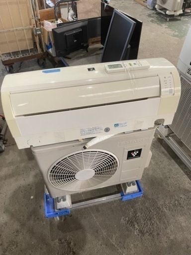 2011年製　シャープ　2.2kwエアコン　AY-A22E-W 家電 季節、空調家電 エアコン