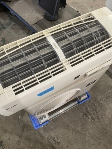 2011年製　シャープ　2.2kwエアコン　AY-A22E-W 家電 季節、空調家電 エアコン