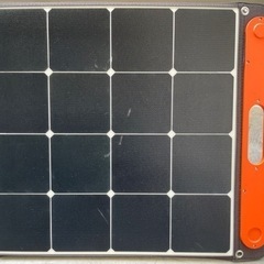 Jackery SolarSaga 100W ソーラーパネルの画像