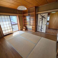 大きめの戸棚（手間賃差し上げます）