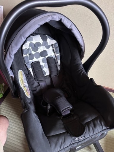 （受け渡し先決定
）【ISOFIX】Joie ジョイー　ベビーシート&アイベース　トラベルシステム　チャイルドシート
