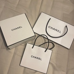 CHANEL（シャネル）の箱と紙袋