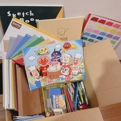 文房具まとめ売り(スケッチブック・画用紙・塗り絵・折り紙・ノート...
