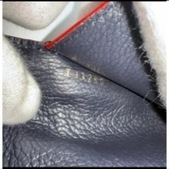 ヴィトン　財布　LOUISVUITTONの画像